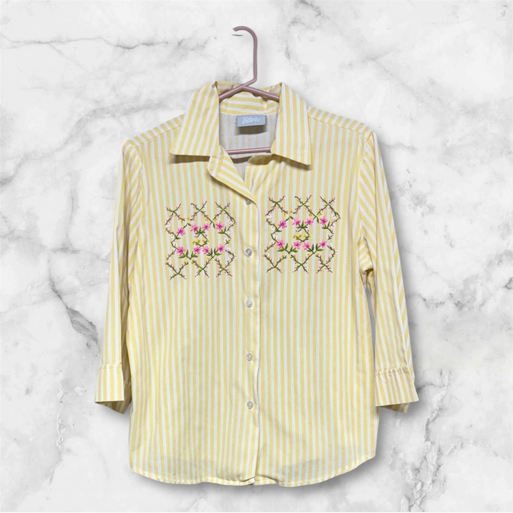 Blair Yellow and White Striped Shirt floral print button down top size M